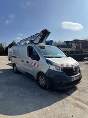 camion nacelle Renault Trafic