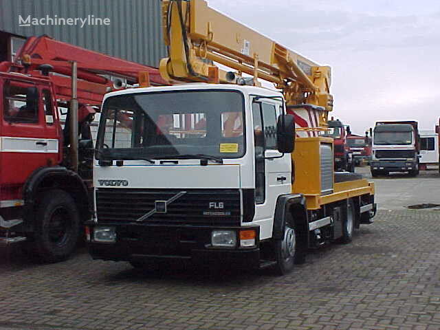 camion nacelle Volvo FL614 4x2