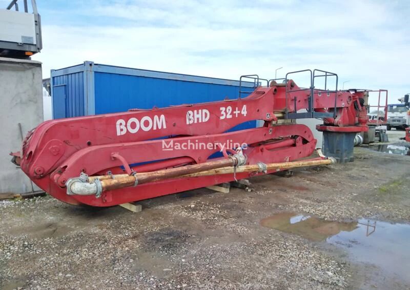 flèche de distribution de béton Boom Makina BHD 32+4