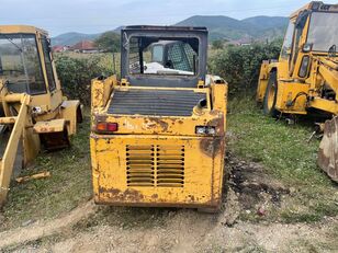 mini-chargeuse Komatsu sk 07 pour pièces détachées