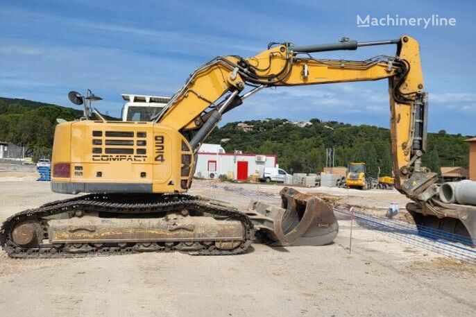 pelle sur chenilles Liebherr R924 Compact Litronic