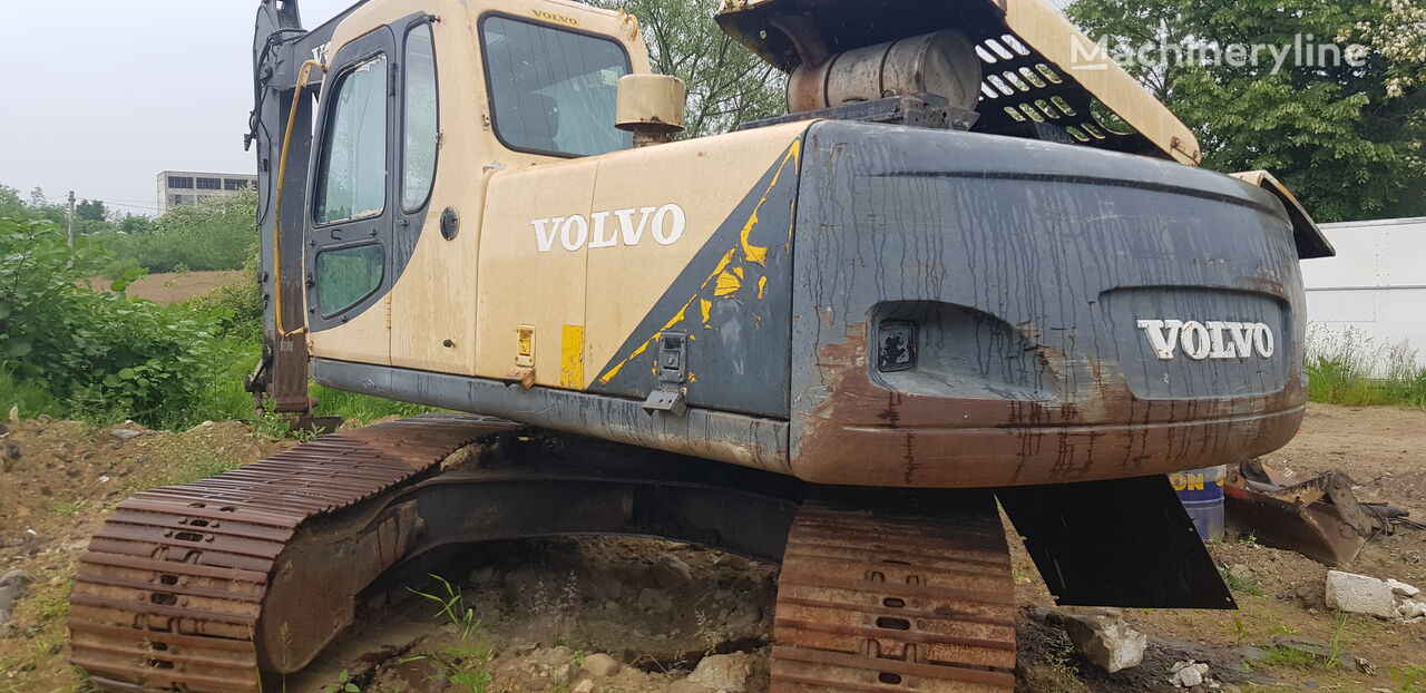 pelle sur chenilles Volvo EC210 pour pièces détachées