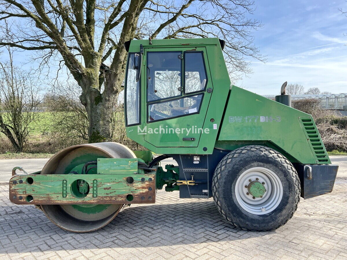 rouleau mixte BOMAG BW177 DH-3